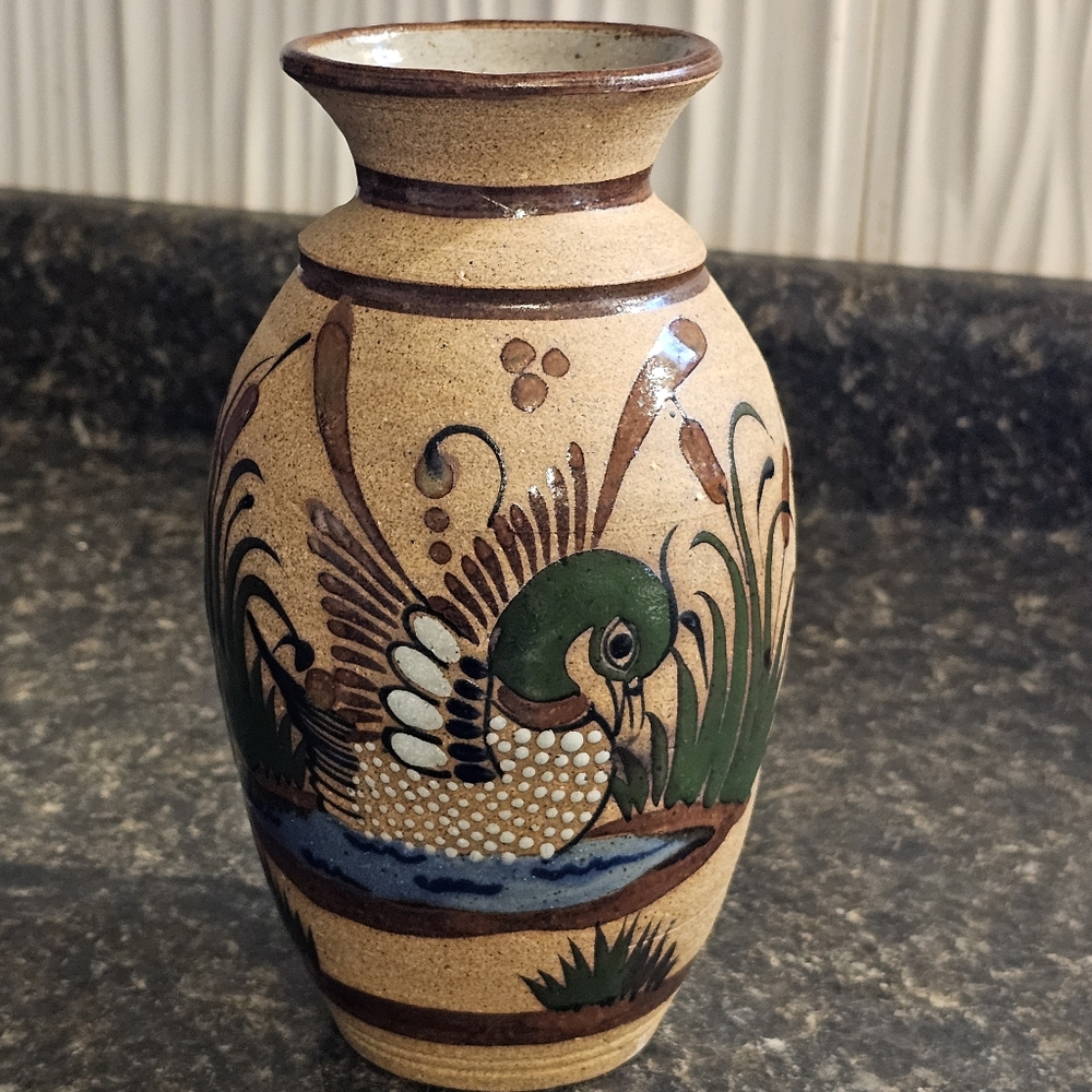 Tonala Vintage Mexican Hand Painted Sandstone Bird Duck Cattails  Vase Signed